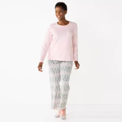 Women's Croft & Barrow® Velour Long Sleeve Pajama Top & Pajama Pants Set
