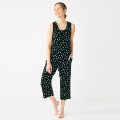 Petite Croft & Barrow® Pajama Tank & Pajama Capri Pants Sleep Set